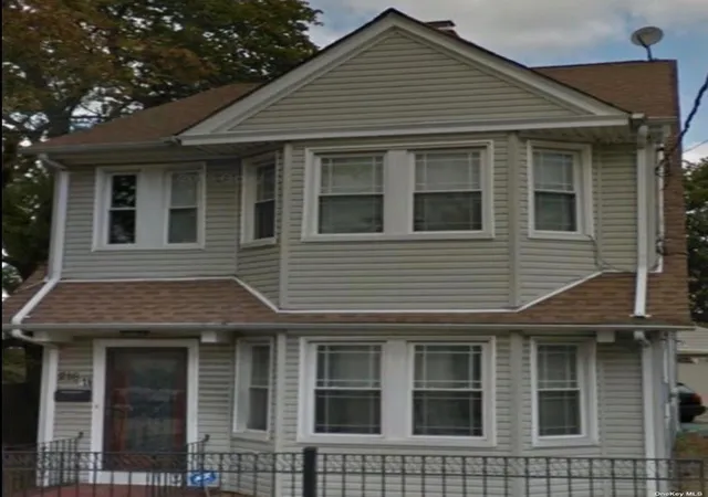 1st image of 216 11 135th Ave, Springfield Gardens, NY 11413 | MLS# L3532810
