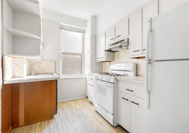 2nd image of 35 22 80th Street #33, Jackson Heights, NY 11372 | MLS# L3534143