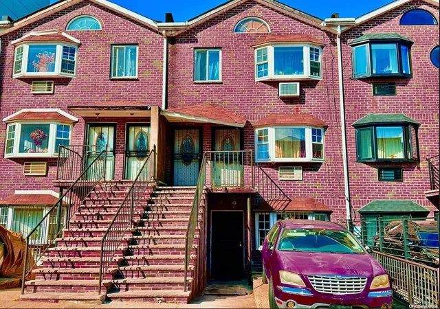 Photo 1 of Sale Pending at 12 Columbus Pl, Brooklyn, NY 11233 | MLS# L3538448 | Listing updated on 2024-12-04