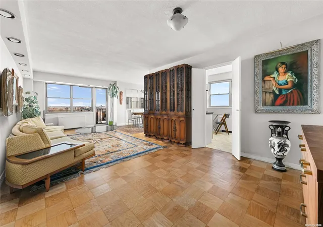 1st image of 70 31 108 #12B, Forest Hills, NY 11375 | MLS# L3538923