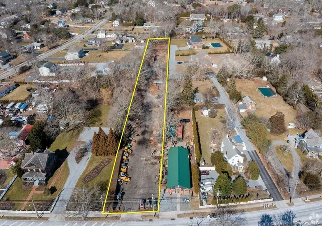 1st image of 500 Montauk Hwy, East Quogue, NY 11942 | MLS# L3539504