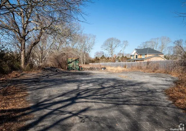 4th image of 500 Montauk Hwy, East Quogue, NY 11942 | MLS# L3539504