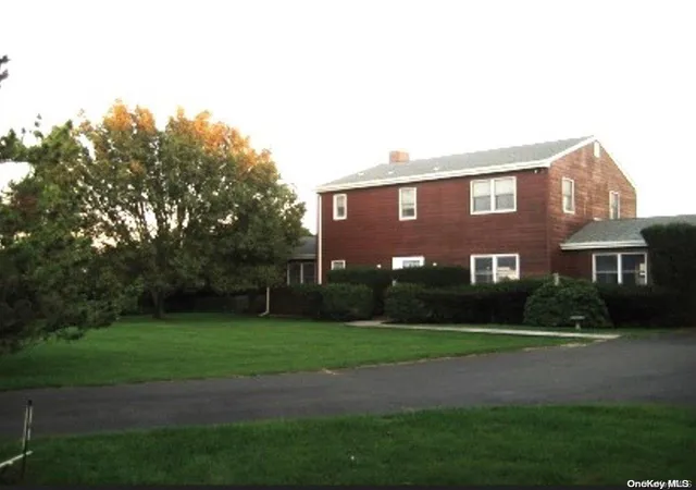 5th image of 5 Bayberry Ln, Remsenburg, NY 11960 | MLS# L3542618