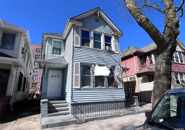 Photo 2 of Sale Pending at 88 14 145th St, Jamaica, NY 11435 | MLS# L3543891 | Listing updated on 2024-12-04