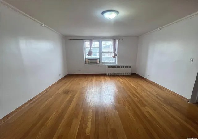 3rd image of 63-45 Saunders St #2D, Rego Park, NY 11374 | MLS# L3547270
