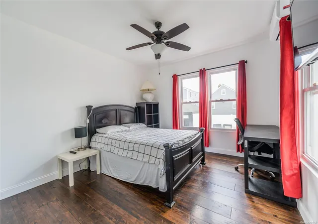 Photo 3 of Sale Pending at 162 28 96th St, Howard Beach, NY 11414 | MLS# L3547375 | Listing updated on 2025-04-02