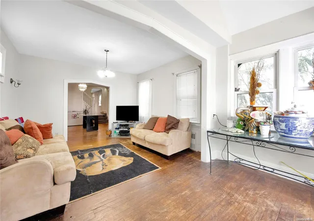 Photo 3 of Sale Pending at 115 17 Linden Blvd, South Ozone Park, NY 11420 | MLS# L3548957 | Listing updated on 2024-12-03
