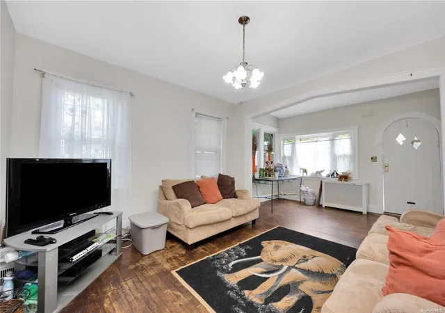 Photo 4 of Sale Pending at 115-17 Linden Blvd, South Ozone Park, NY 11420 | MLS# L3548957 | Listing updated on 2024-12-03