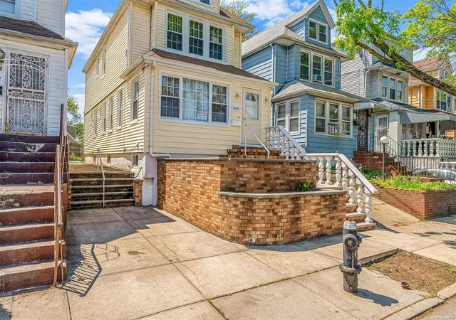 Photo 3 of Sale Pending at 119 30 144th St, Jamaica, NY 11436 | MLS# L3549872 | Listing updated on 2024-12-03