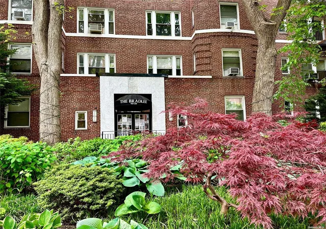15th image of 69 09 108th St #312, New York, NY 11375 | MLS# L3550846