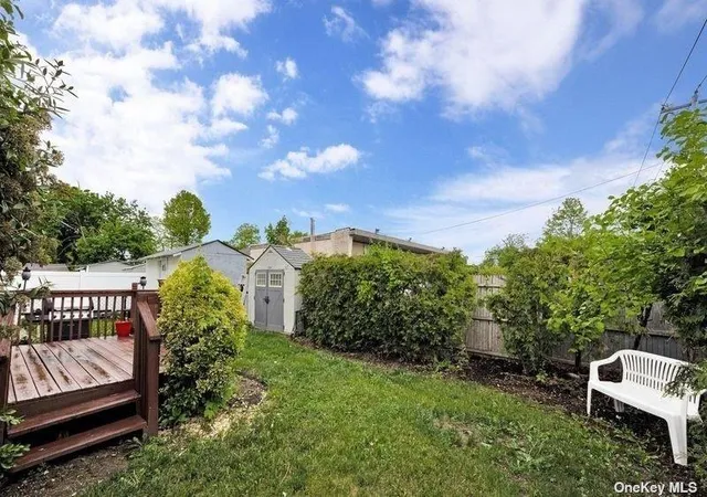 3rd image of 216 Swalm St #A, Westbury, NY 11590 | MLS# L3551119