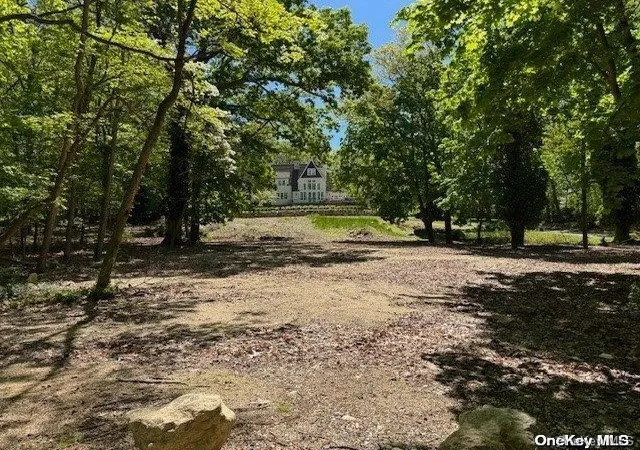 2nd image of Bell Cir, Port Jefferson, NY 11777 | MLS# L3551425