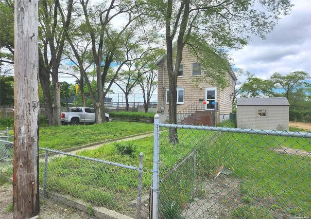 2nd image of 102 07 Russell St, New York, NY 11414 | MLS# L3551885