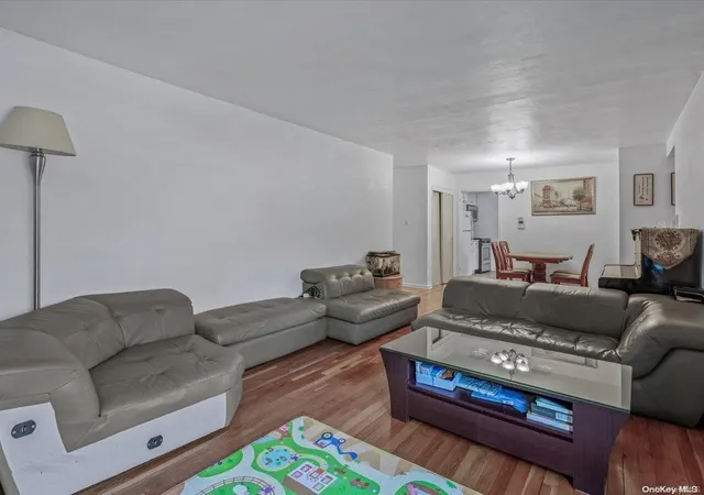 Photo 3 of Sale Pending at 140 21 31st Rd #2A, Flushing, NY 11354 | MLS# L3554590 | Listing updated on 2024-12-06