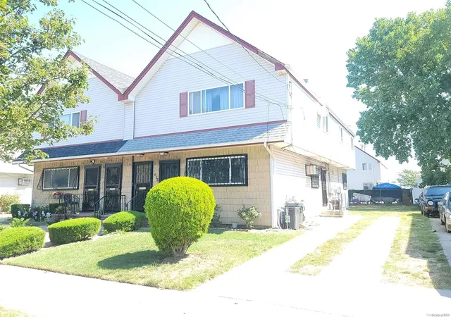 Photo 1 of Sale Pending at 612 Beach 64th St, Arverne, NY 11692 | MLS# L3555625 | Listing updated on 2025-05-22
