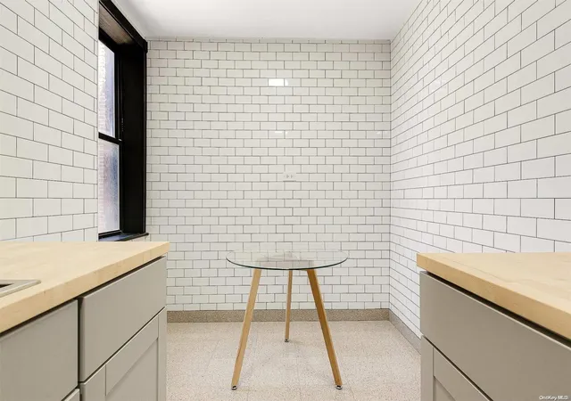 5th image of 140-55 Burden Crescent, New York, NY 11435