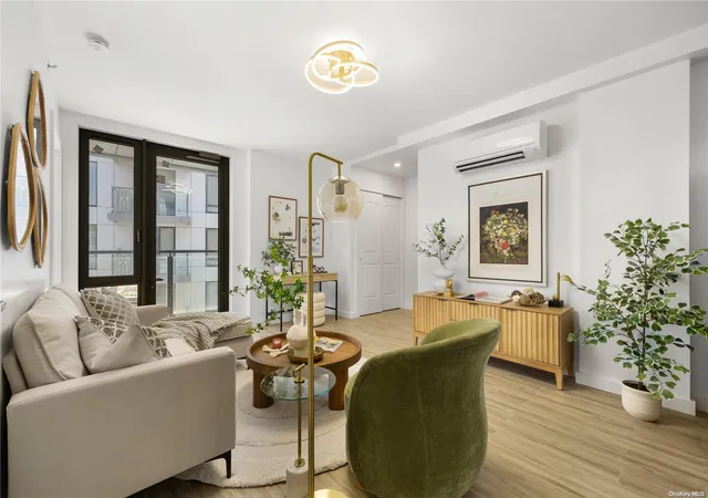 4th image of 70-65 Queens Blvd #1A, Woodside, NY 11377 | MLS# L3556853