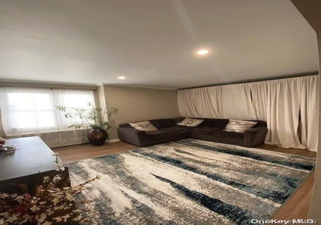 3rd image of 149 Smith St, Hempstead, NY 11550