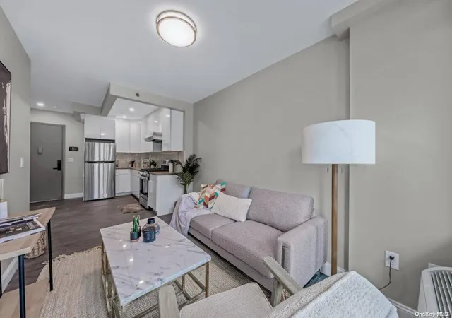 2nd image of 163-07 72 Ave #2A, New York, NY 11365 | MLS# L3563407
