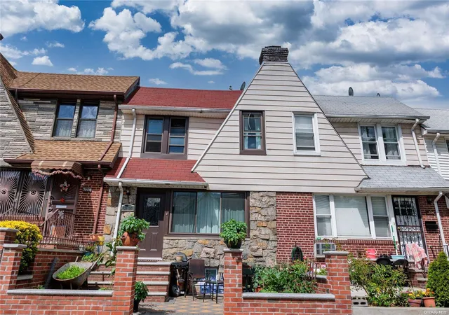 Photo 1 of Sale Pending at 30 26 87th St, East Elmhurst, NY 11369 | MLS# L3563426 | Listing updated on 2024-12-03