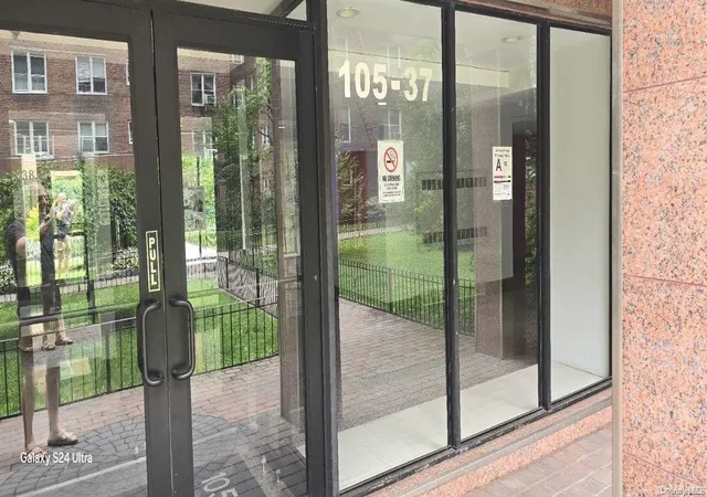 Photo 3 of Sale Pending at 105 37 65 Ave #1C, Forest Hills, NY 11375 | MLS# L3564247 | Listing updated on 2025-02-11