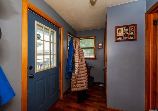4th image of 7 Gary St, Babylon, NY 11757 | MLS# L3564660