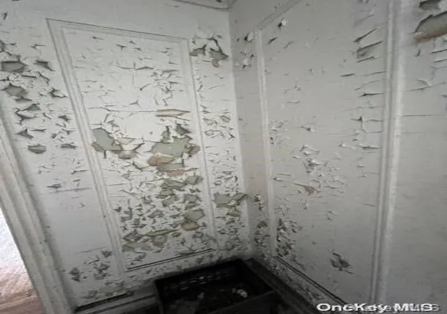 Photo 2 of Sale Pending at 526 Barretto St, Bronx, NY 10474 | MLS# L3565085 | Listing updated on 2024-12-04