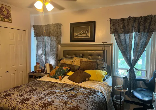 Photo 2 of Sale Pending at 233-01 Mentone Ave, Rosedale, NY 11422 | MLS# L3566067 | Listing updated on 2026-01-02