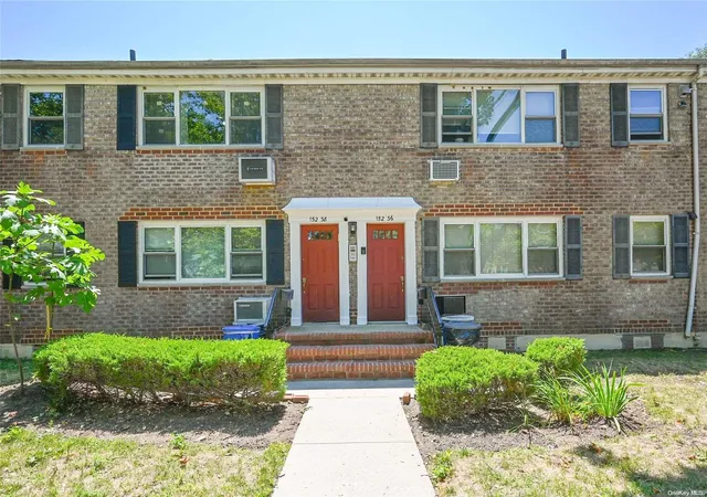 Photo 1 of Sale Pending at 152 38 Jewel #2L, Flushing, NY 11367 | MLS# L3567249 | Listing updated on 2024-12-03