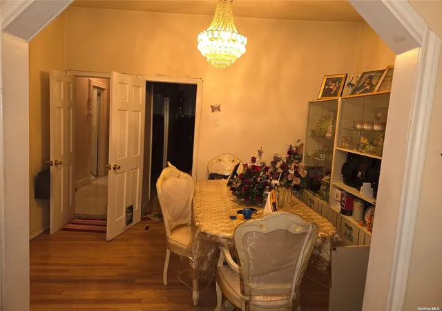 Photo 3 of Sale Pending at 261 Etna St, Brooklyn, NY 11208 | MLS# L3568931 | Listing updated on 2024-12-04