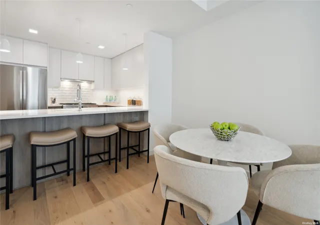 Photo 3 of Condo for sale at 218 Middle Neck Rd #107, North Hempstead, NY 11021 | MLS# L3569433 | Listing updated on 2026-09-27