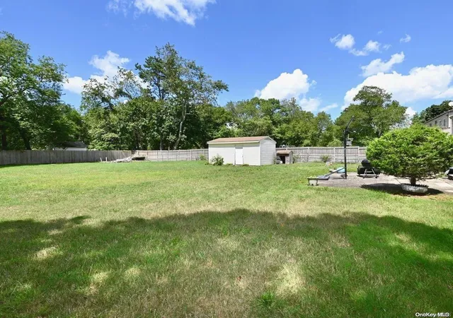 2nd image of 1150 Connetquot Ave, Central Islip, NY 11722 | MLS# L3571479