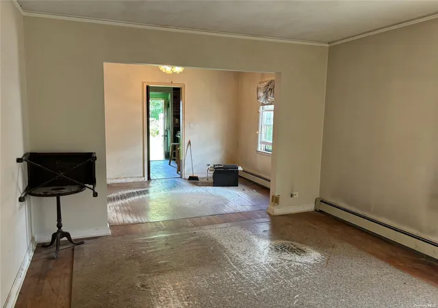 5th image of 27 Jane St, North Hempstead, NY 11577 | MLS# L3571755