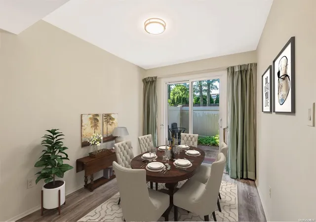 2nd image of 22 Sunhollow Court #22, Deer Park, NY 11729 | MLS# L3571968