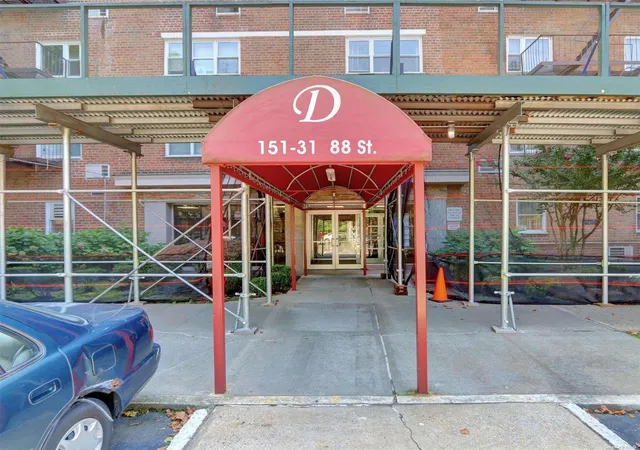 Photo 3 of House for sale at 151-31 88Th St #6H, Howard Beach, NY 11414 | MLS# L3572872 | Listing updated on 2026-10-07