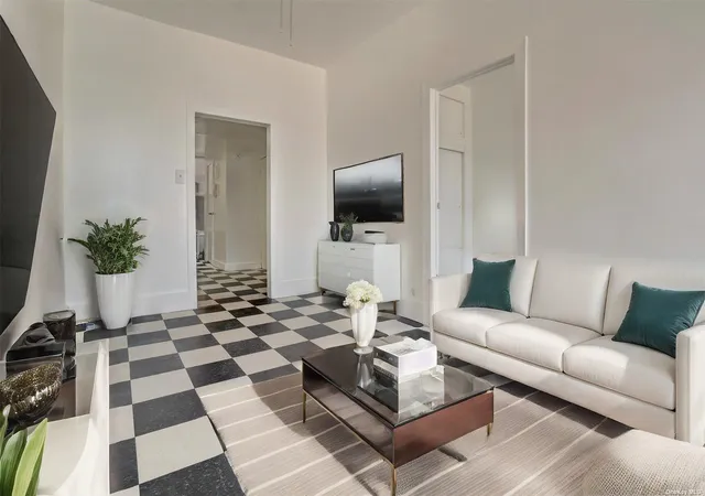 2nd image of 76 Richardson St #7, Brooklyn, NY 11211 | MLS# L3574438