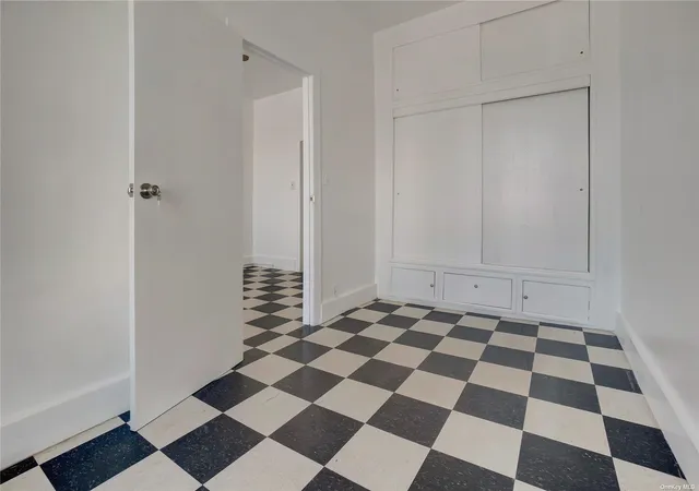 4th image of 76 Richardson St, New York, NY 11211