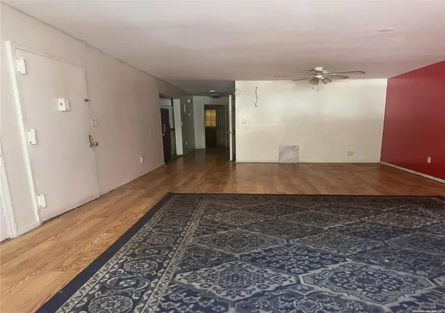 Photo 3 of Sale Pending at 974 Dekalb Ave, Brooklyn, NY 11221 | MLS# L3576550 | Listing updated on 2024-12-04