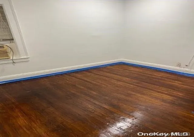 Photo 4 of Sale Pending at 213-19 102nd Avenue, Queens Village, NY 11429 | MLS# L3577224 | Listing updated on 2025-01-07