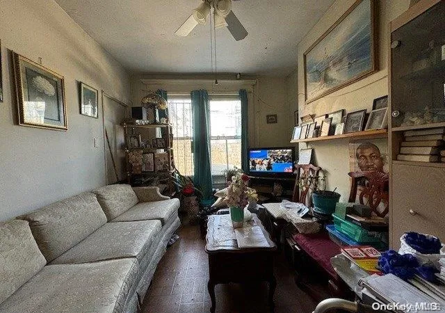 Photo 3 of Sale Pending at 82 Lott St, Brooklyn, NY 11226 | MLS# L3577445 | Listing updated on 2025-06-01