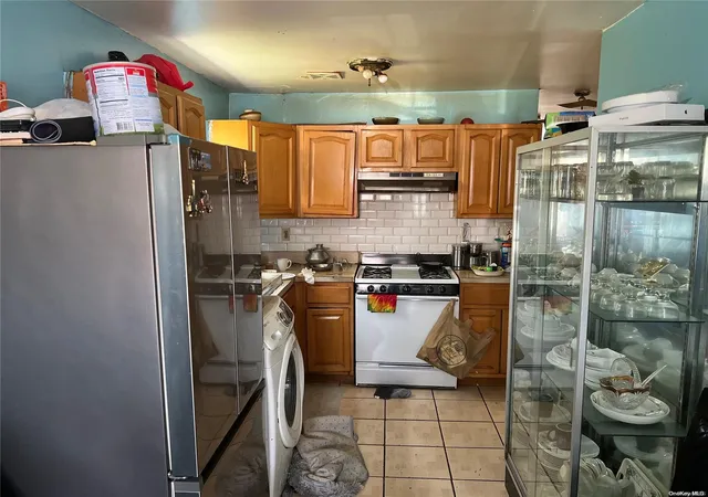 Photo 3 of Multi family home for sale at 224 Berriman St, Brooklyn, NY 11208 | MLS# L3577850 | Listing updated on 2026-05-13