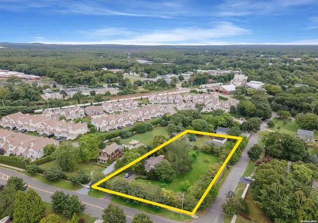 30th image of 57 Seatuck Ave, Eastport, NY 11941 | MLS# L3578656