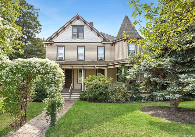 Single family home for sale at 151 Bay Ave, Greenport, NY 11944 | MLS# L3579812