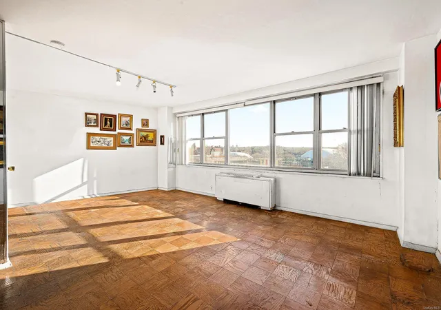 2nd image of 70 25 Yellowstone Blvd #7S, Forest Hills, NY 11375 | MLS# L3580402