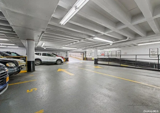 28th image of 70 25 Yellowstone Blvd #7S, Forest Hills, NY 11375 | MLS# L3580402