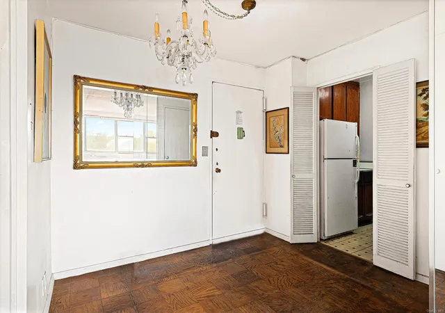 5th image of 70-25 Yellowstone Blvd #7S, Forest Hills, NY 11375 | MLS# L3580402