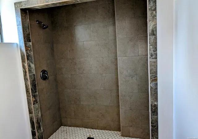 4th image of 119-48 178Th St, New York, NY 11434 | MLS# L3581505