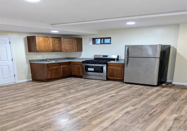 5th image of 119-48 178Th St, New York, NY 11434 | MLS# L3581505