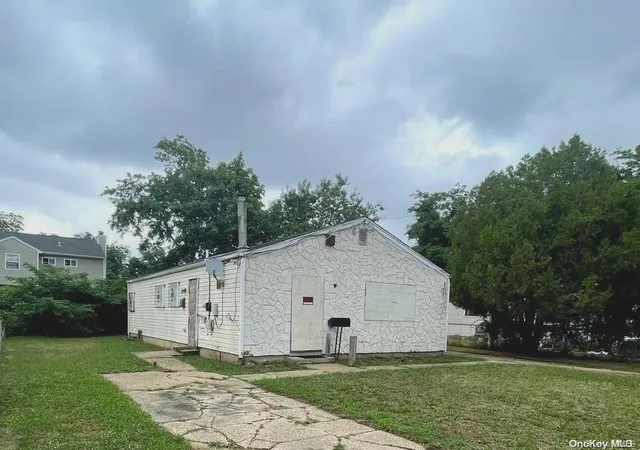 1st image of 97 Harrison Ave, Amityville, NY 11701 | MLS# L3581538