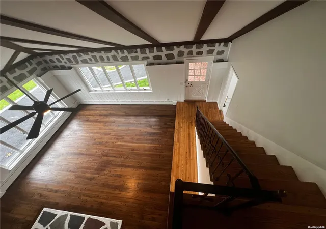 Photo 3 of Sale Pending at 93 Lake St, Islip, NY 11751 | MLS# L3584664 | Listing updated on 2025-04-01